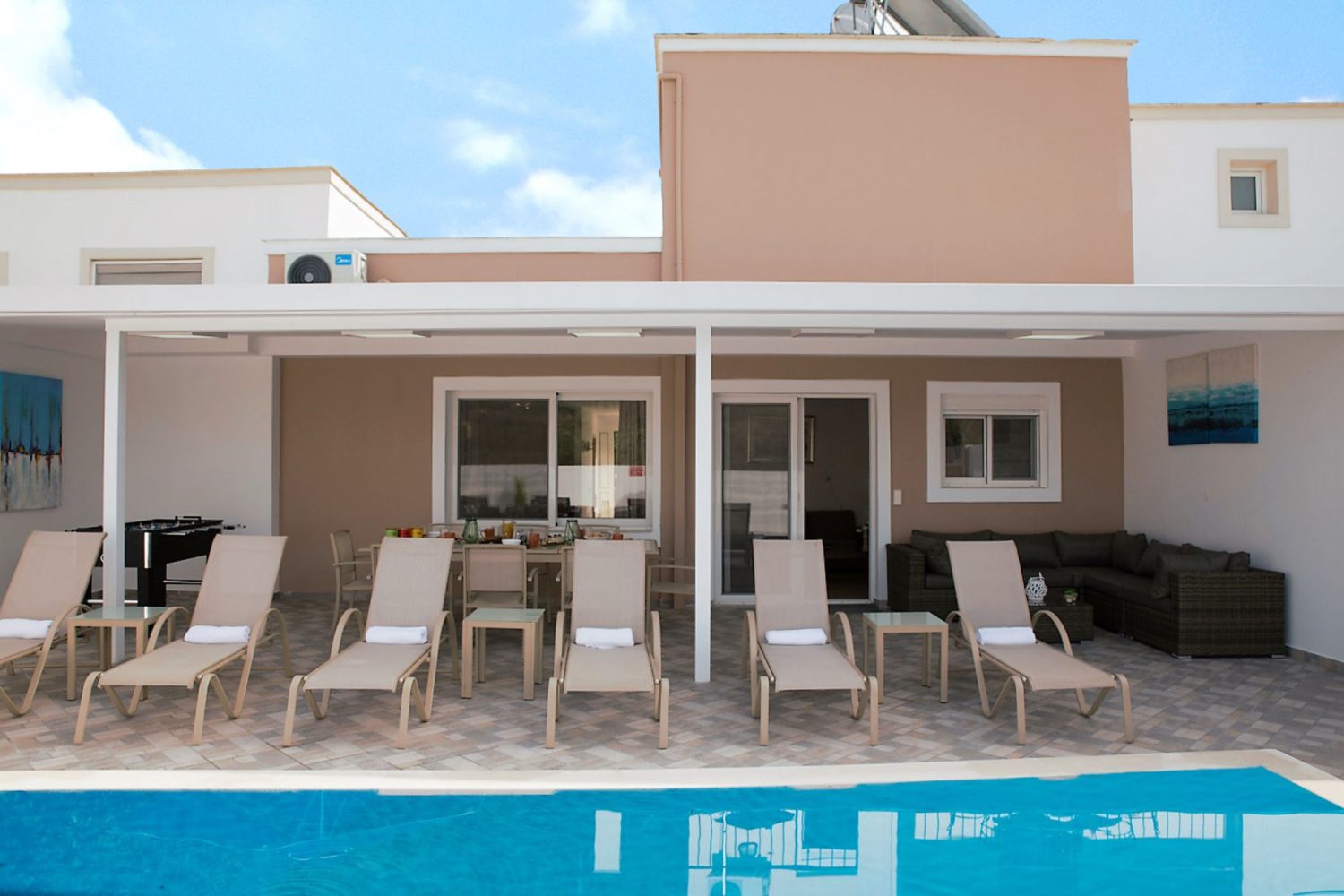 Villa Astro