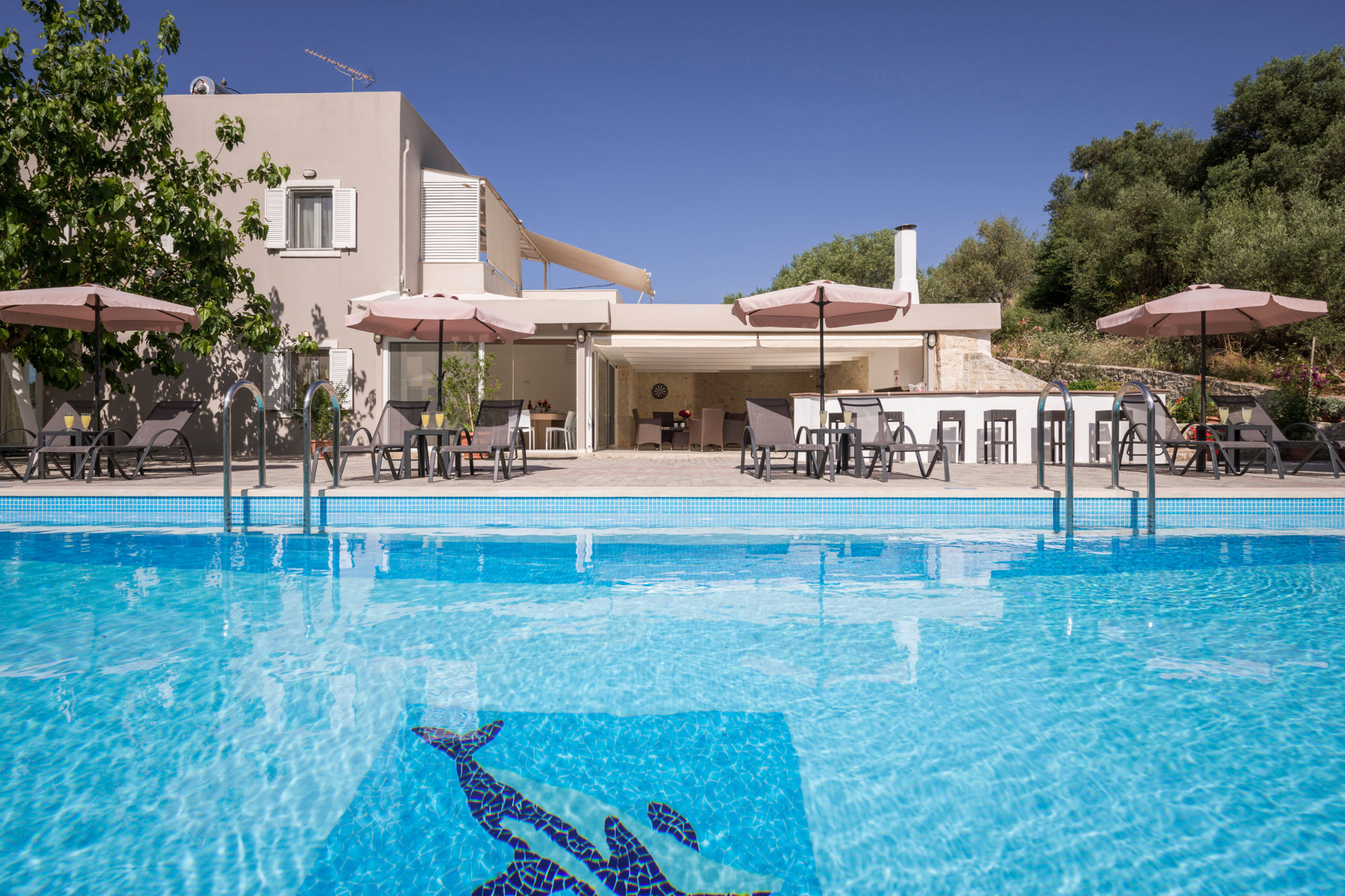 Villa Almyros